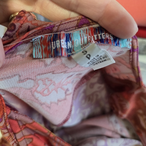 Urban Outfitters Pink Floral Open Back Long Sleeve Mini Dress Boho Barbie - Picture 9 of 9